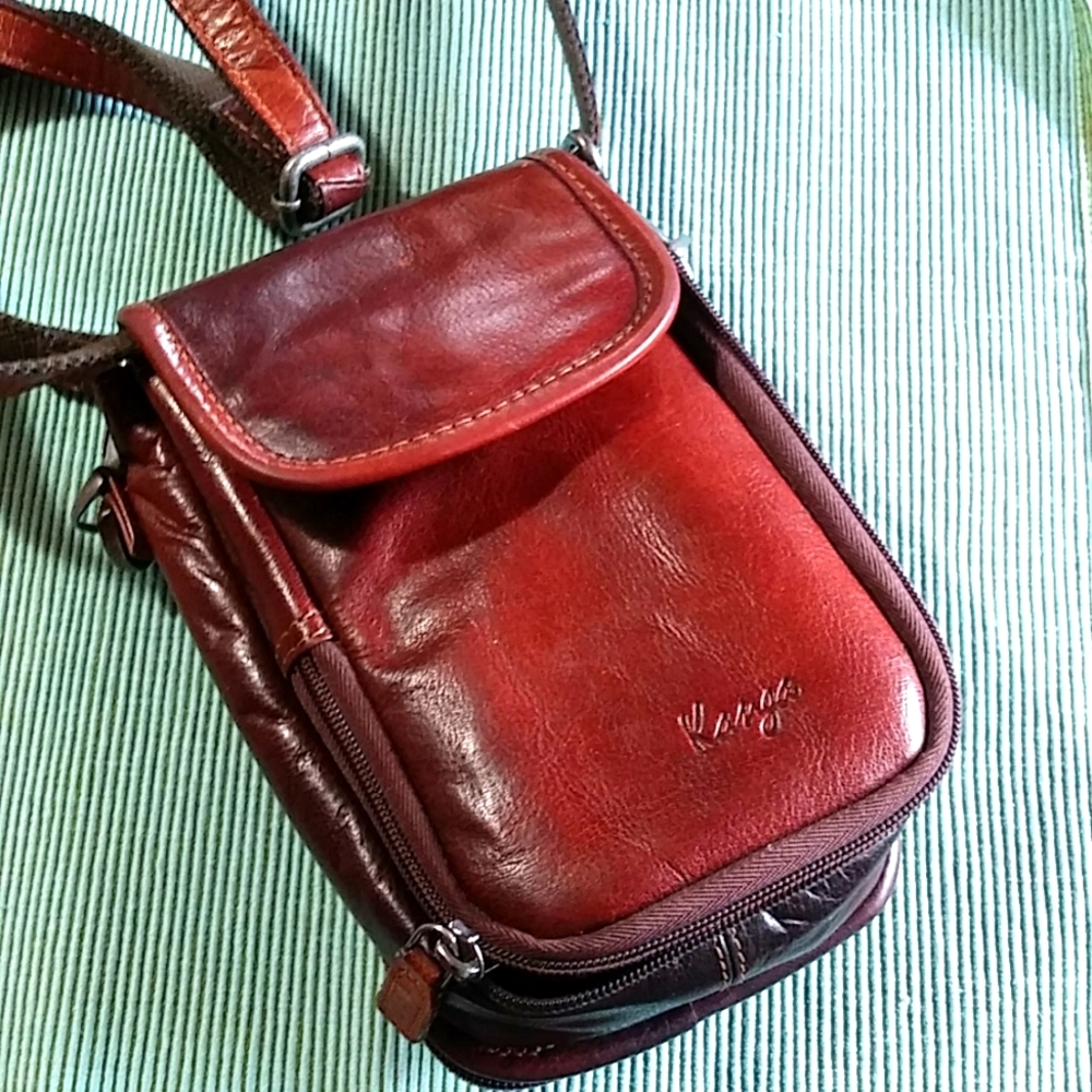 Kanga shoulder bag lots of storage